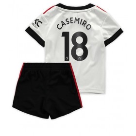 Baby Fußballbekleidung Manchester United Casemiro #18 Auswärtstrikot 2022-23 Kurzarm (+ kurze hosen)